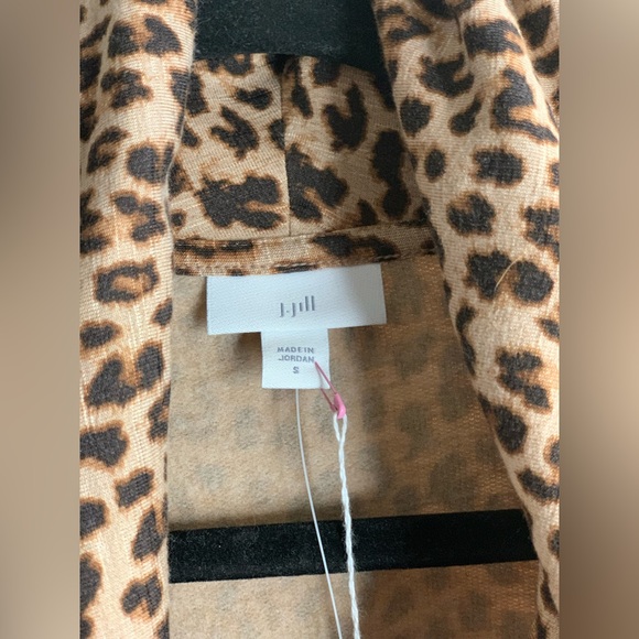 JJill Brown Leopard Cowl Neck Sweater.     Size-Small. Classic Casual Chic - Picture 2 of 4